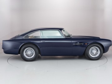 Unikatowy Aston Martin DB4 do kupienia
